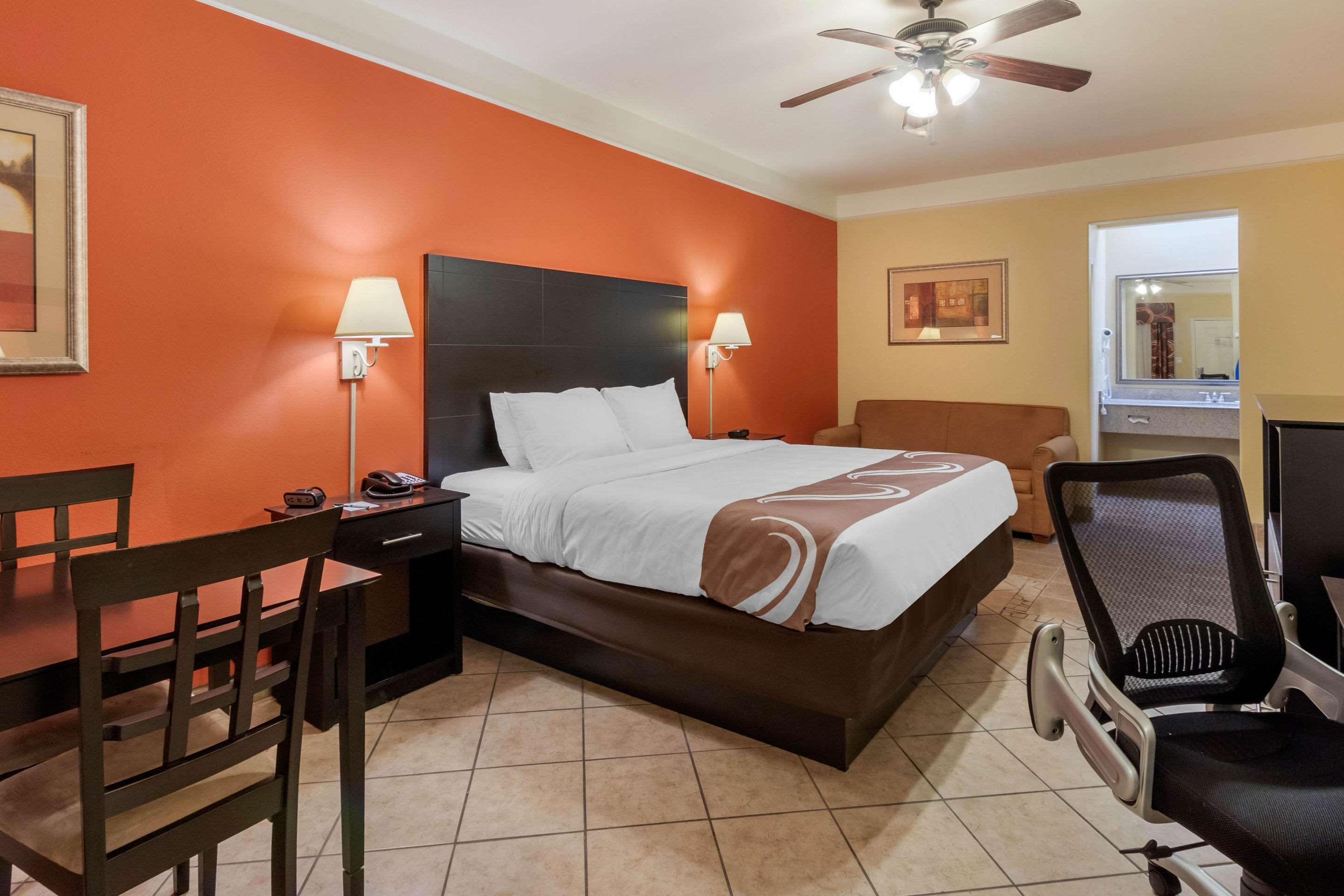 Quality Inn & Suites At The Outlets Mercedes-Weslaco Buitenkant foto